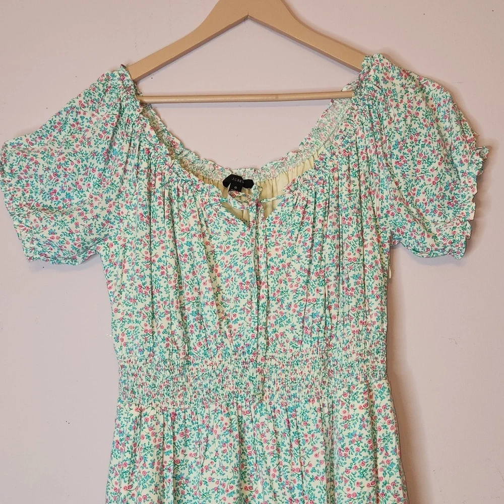 J. CREW Puff Sleeve Ditsy Tiered Midi Ruffle Floral Dress, size 6 - Picture 2 of 14